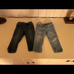 Oshkosh Toddler Jeans, 2 Pairs, Light and Dark Wash, Size 18M